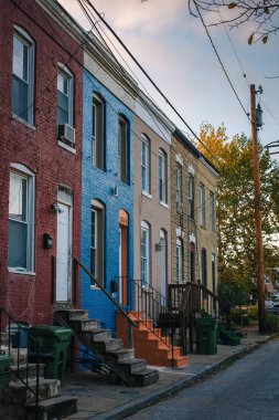 Remington, Baltimore, Maryland evlerde renkli satır