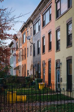 Remington, Baltimore, Maryland evlerde renkli satır