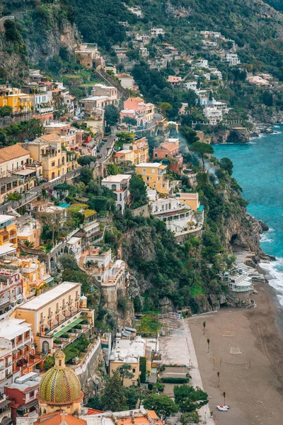 Una Vista Los Edificios Ladera Positano Costa Amalfitana Italia —  Fotos de Stock