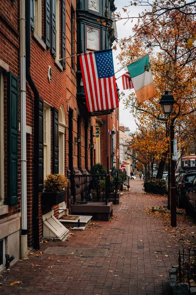 Herbstfarbe Und Reihenhäuser Society Hill Philadelphia Pennsylvania — Stockfoto