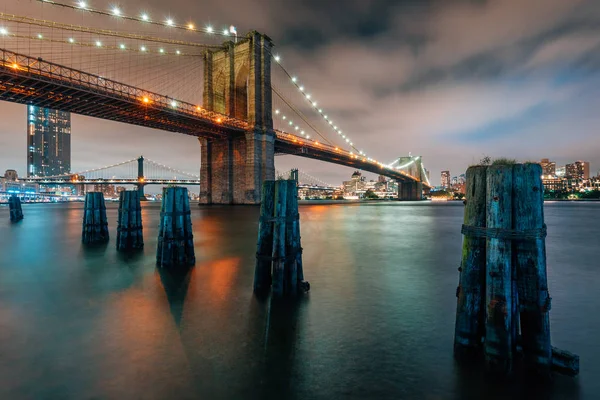 Die Brooklyn Bridge Bei Nacht New York City — Stockfoto