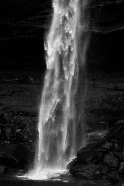 Foto Blanco Negro Kaaterskill Falls Las Montañas Catskill Nueva York — Foto de Stock