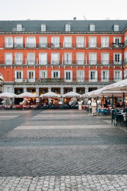 Binalarda, Plaza Mayor, Madrid, İspanya