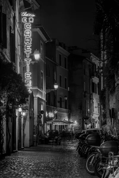Виа Фабрегас Ночью Трастевере Рим Италия — стоковое фото