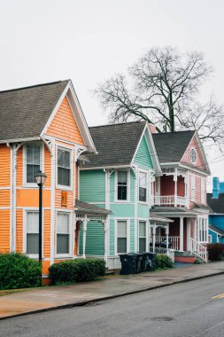 Knoxville, Tennessee 11. sokakta renkli evleri