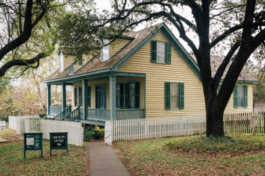 San Felipe Cottage, Sam Houston Park Houston, Texas