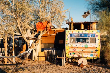 Nokta, levha City, California House