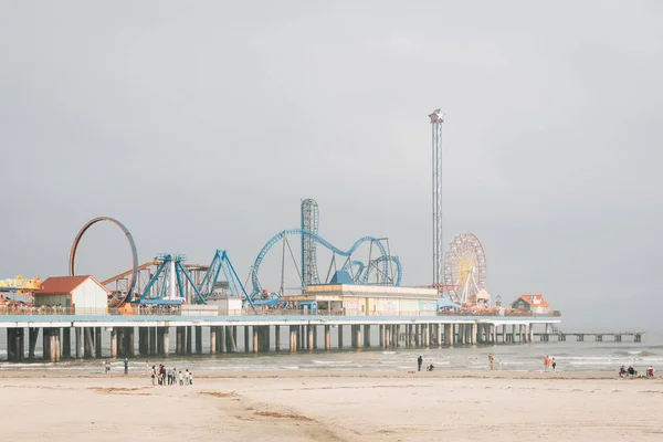 De Galveston Island Historic Pleasure Pier, in Galveston, Texas — Stockfoto