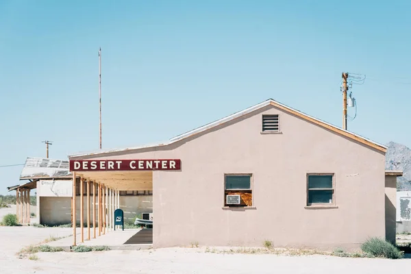 La oficina de correos en la ciudad fantasma de Desert Center, California — Foto de Stock