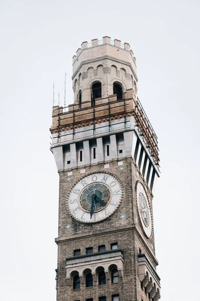 La Torre Bromo-Seltzer en el centro de Baltimore, Maryland — Foto de Stock