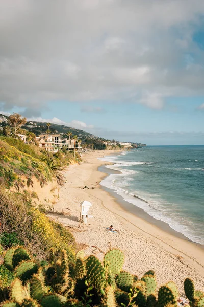 Utsikt över stranden i Treasure Island Park, i Laguna Beach, Oran — Stockfoto