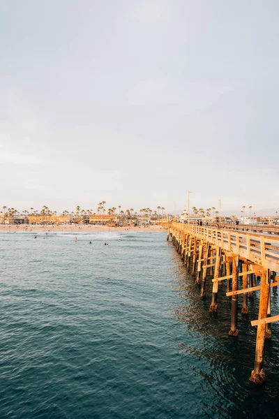加州奥兰治县纽波特海滩的码头 — 图库照片