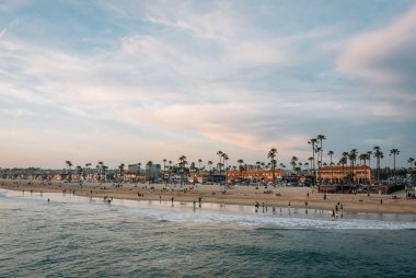 Gün batımında sahil manzarası, Newport Beach, Orange County, Ca