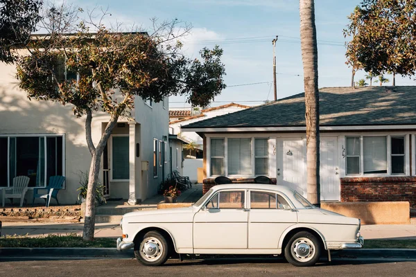Vintage car in Seal Beach, Condado de Orange, California — Foto de Stock