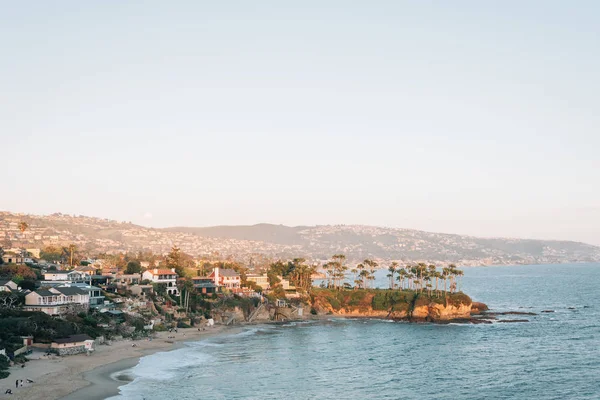 Laguna Beach Crescent Bay Gün batımı görünümü, Orange County, Cali