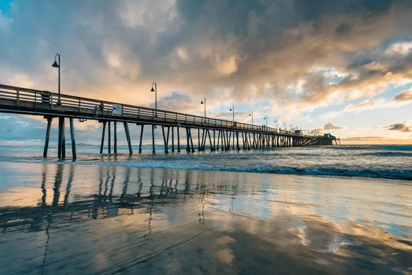 Molo při západu slunce, na císařské pláži, nedaleko San Diega, Kaliforniho — Stock fotografie