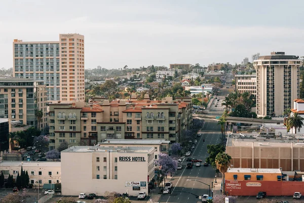 San Diego, Kaliforniya şehir merkezinde 1st Avenue görünümü — Stok fotoğraf