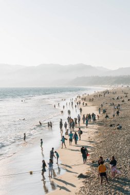 Santa Monica, Los Angeles, Californ'daki plajın akşam manzarası