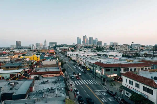 Vista del Barrio Chino y el centro de Los Ángeles, California — Foto de Stock
