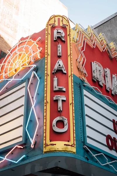 The Rialto Theater, in downtown Los Angeles, California\ — Stock fotografie