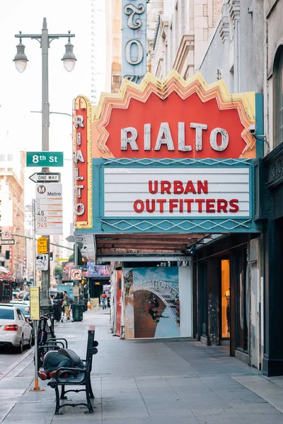 The Rialto Theater, in downtown Los Angeles, California\ — стокове фото