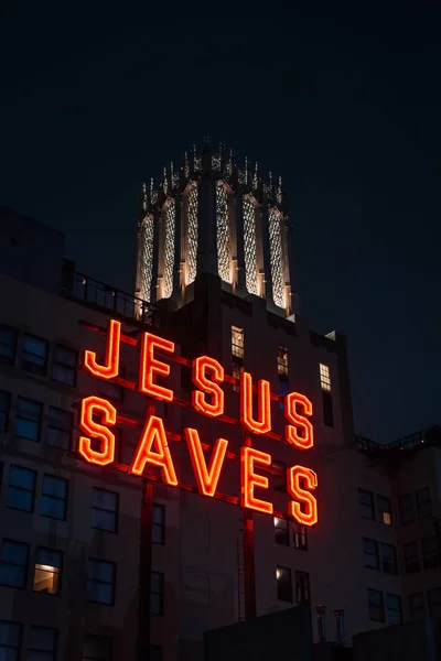 Jesus Saves sign at night, in downtown Los Angeles, California — Stock Photo, Image