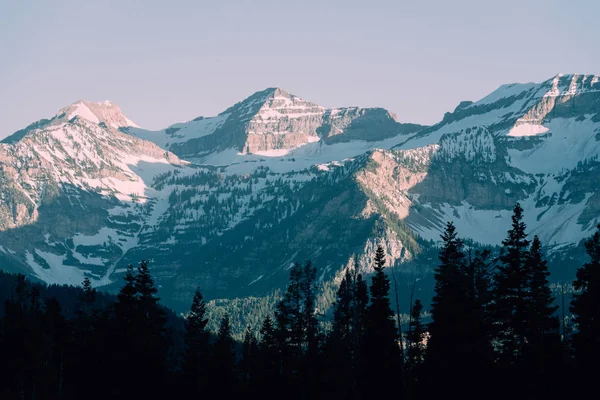 Berg i närheten av Alpine loop natursköna Byway i American Fork kan — Stockfoto