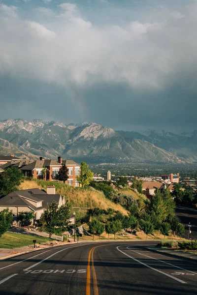 Nuvole di tempesta sulle montagne a Salt Lake City, Utah — Foto Stock