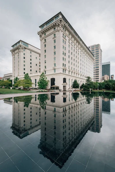 The Joseph Smith Memorial Building, at Temple Square in downtown — Stock Photo, Image