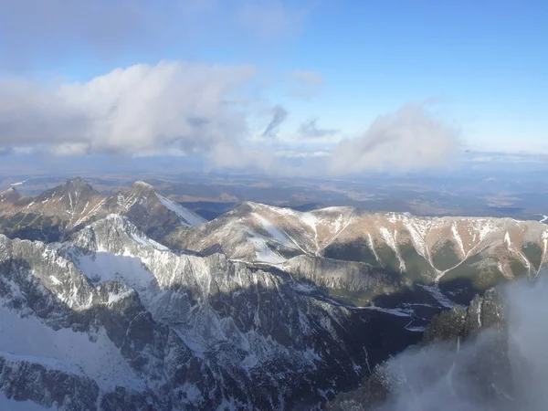 Wunderbare Berge Winter — Stockfoto