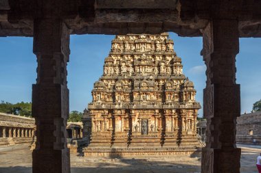 12. yüzyılda Rajaraja Çola II tarafından inşa Airavateswara Tapınağı. Bir tanınmış Unesco Dünya Mirası Anıtı Kumbakonam, Darasuram, Tamilnadu, Hindistan tapınaktır