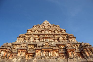12. yüzyılda Rajaraja Çola II tarafından inşa Airavateswara Tapınağı. Bir tanınmış Unesco Dünya Mirası Anıtı Kumbakonam, Darasuram, Tamilnadu, Hindistan tapınaktır