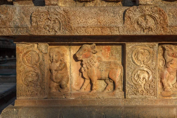 12. yüzyılda Rajaraja Çola II tarafından inşa Airavateswara Tapınağı. Bir tanınmış Unesco Dünya Mirası Anıtı Kumbakonam, Darasuram, Tamilnadu, Hindistan tapınaktır