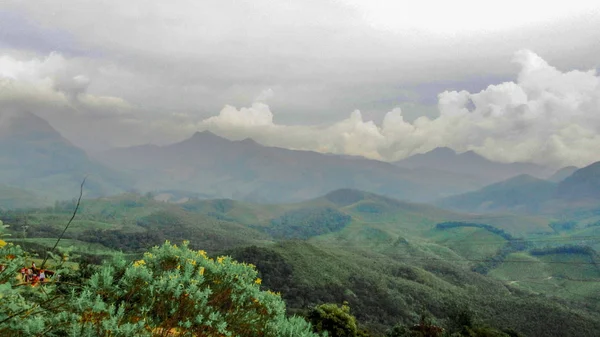 Multi Case Colorate Sulla Cima Una Stazione Collinare Visto Con — Foto Stock