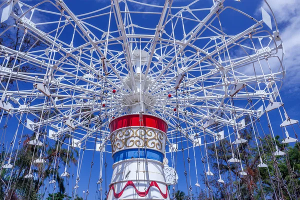 View Wave Swinger Fun Ride Amusement Park Chennai India Usually — Stock Photo, Image