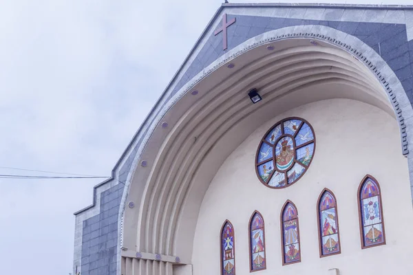 Bir kilisenin yüz görünümü, Elliots plajı, Chennai, Hindistan