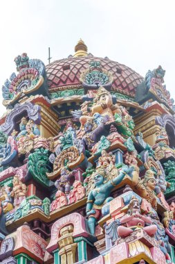 Ramaswamy tapınağında Hindu tapınak kulesi görünümü, Kumbakonam, Tamilnadu, Hindistan. Güney Hindistan'da çok ünlü bir tapınak ve bu tapınak festival sezonunda adanmışların sayısı ağırlıyor.