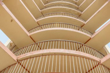 Modern bir spiral kule