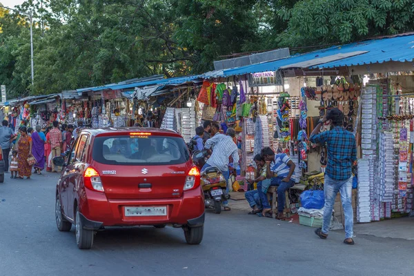 Chennai Índia Setembro 2018 Pessoas Com Amigos Familiares Vistos Comprando — Fotografia de Stock