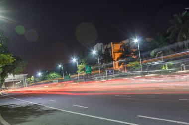 Napier Köprüsü Kemer şeklindeki geniş görüş alanı. Uzun pozlama