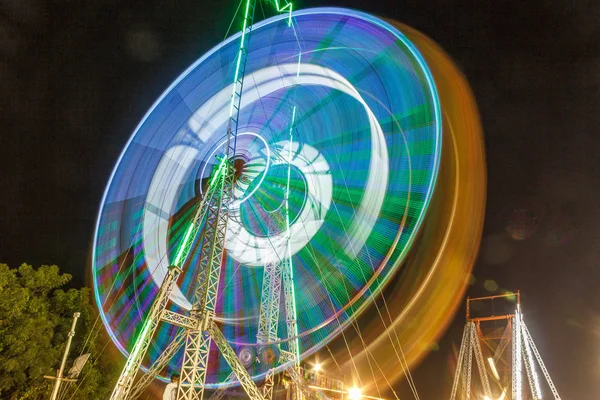 Side Show Giant Ferris Wheel — Stock Photo, Image