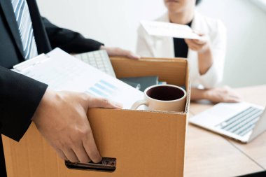 İşveren patronuna istifa mektubu gönderen işadamı Includin