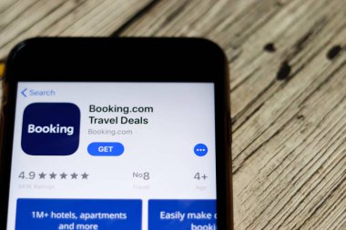 Uygulama Mağazasında logosu olan cep telefonu ekranda. Los Angeles, California, Usa - 13 Ekim 2019, Illustrative Editorial