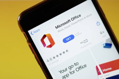 Moskova, Rusya - 1 Haziran 2020: Microsoft Ofis uygulaması logosu akıllı telefon, Illustrative Editorial.