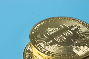 Arkaplanda bitcoin btc paralarının yanındaki boşluğu kopyala.