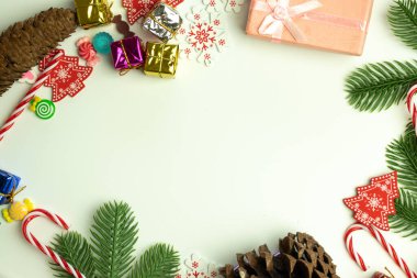 Noel tatili stil dekorasyon dairesi fotokopi alanı ile yatıyordu