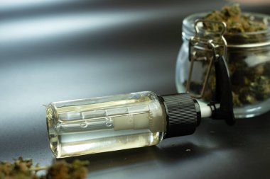 Ticari yasal ot dükkanı konsepti. Sağlık hizmetlerinde marihuana, THC ve CBD yağı. Perakende olarak esrar ürünleri.