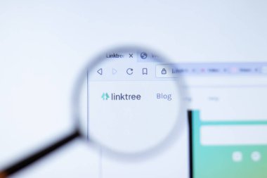 New York, ABD - 29 Eylül 2020: linktree linktr.ee şirket web sitesi logosu yakın plan, Illustrative Editorial.