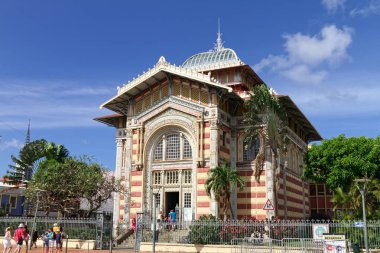 Schoelcher kütüphanesi - Fort de France - Martinique Fwi