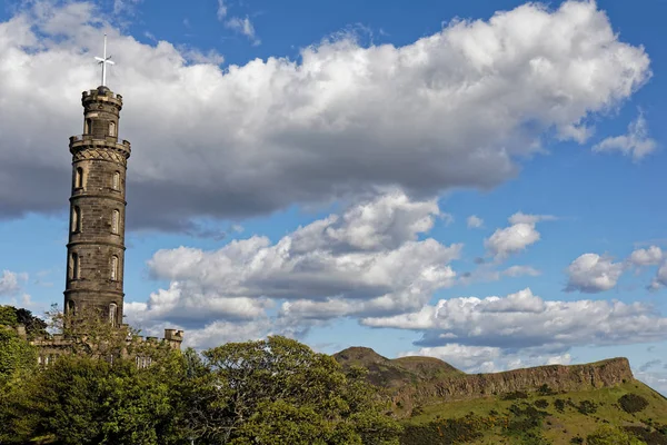 Holyrood Park View Calton Hill Эдинбург Шотландия Великобритания — стоковое фото